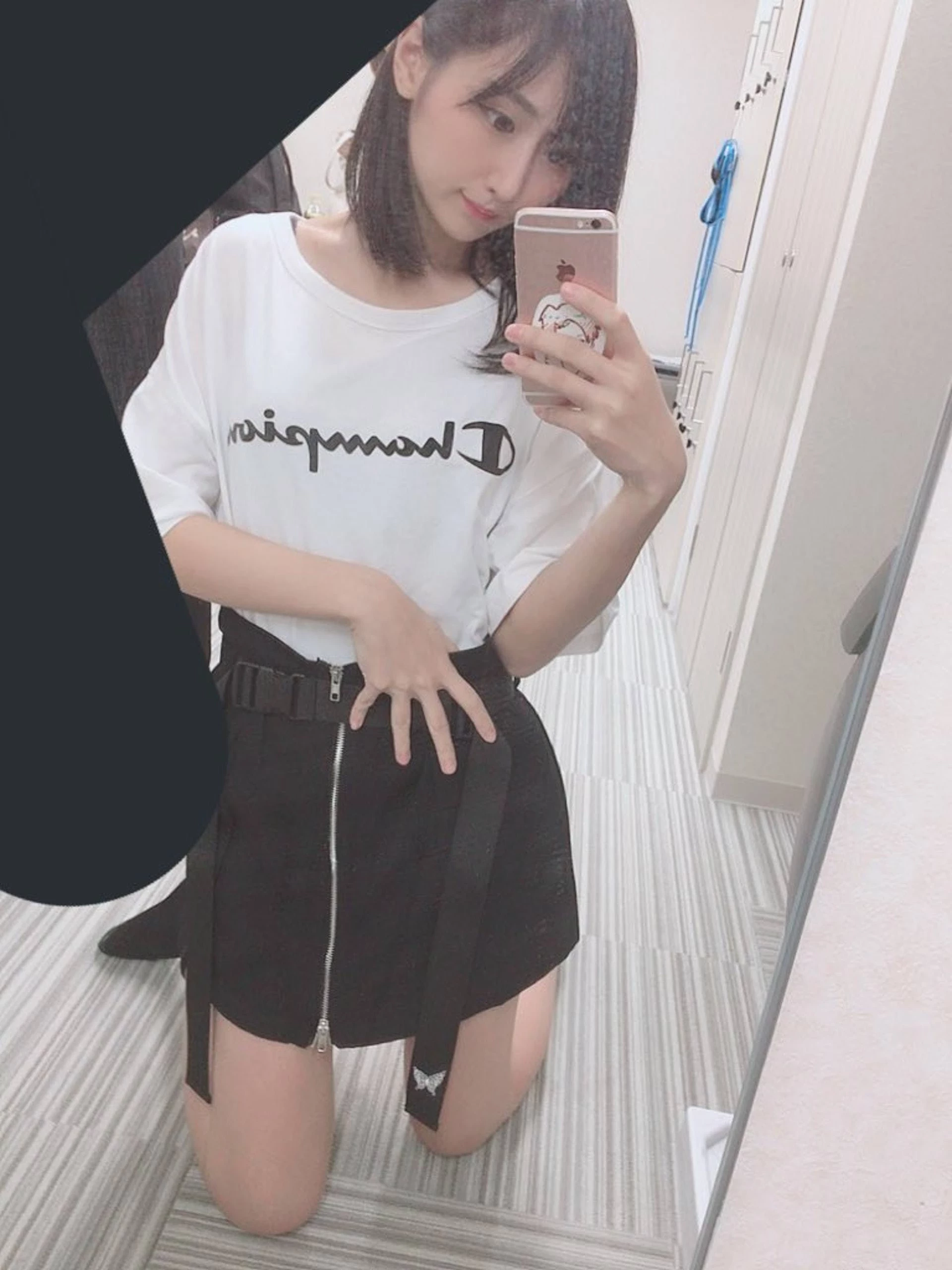 4144128.webp