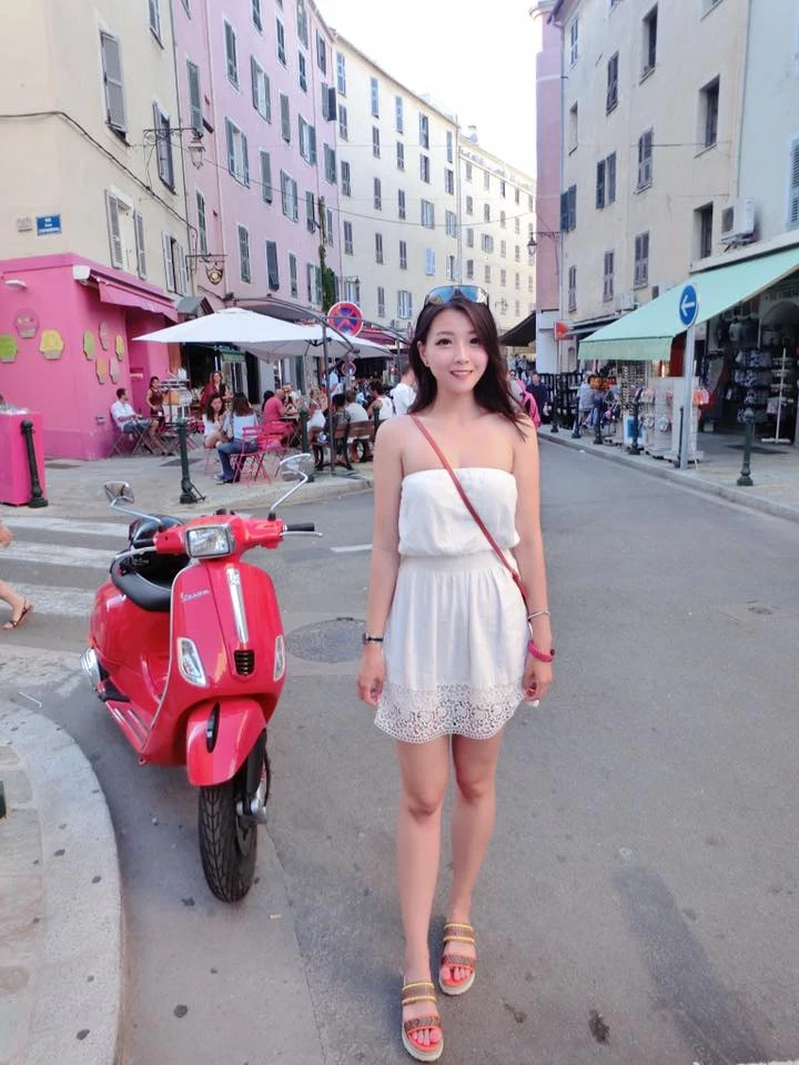 4368846.webp
