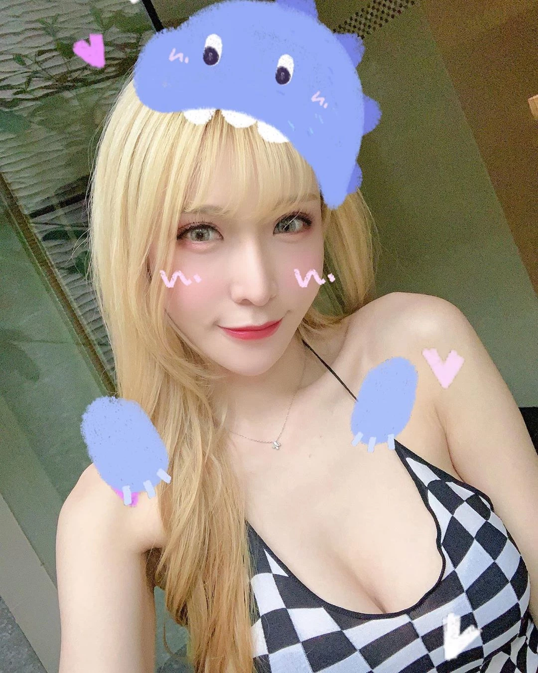 4064389.webp
