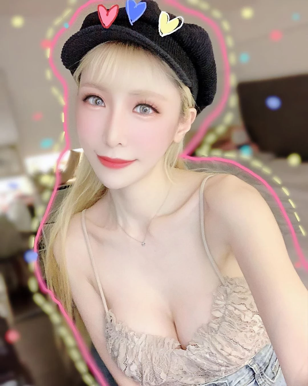 4064394.webp