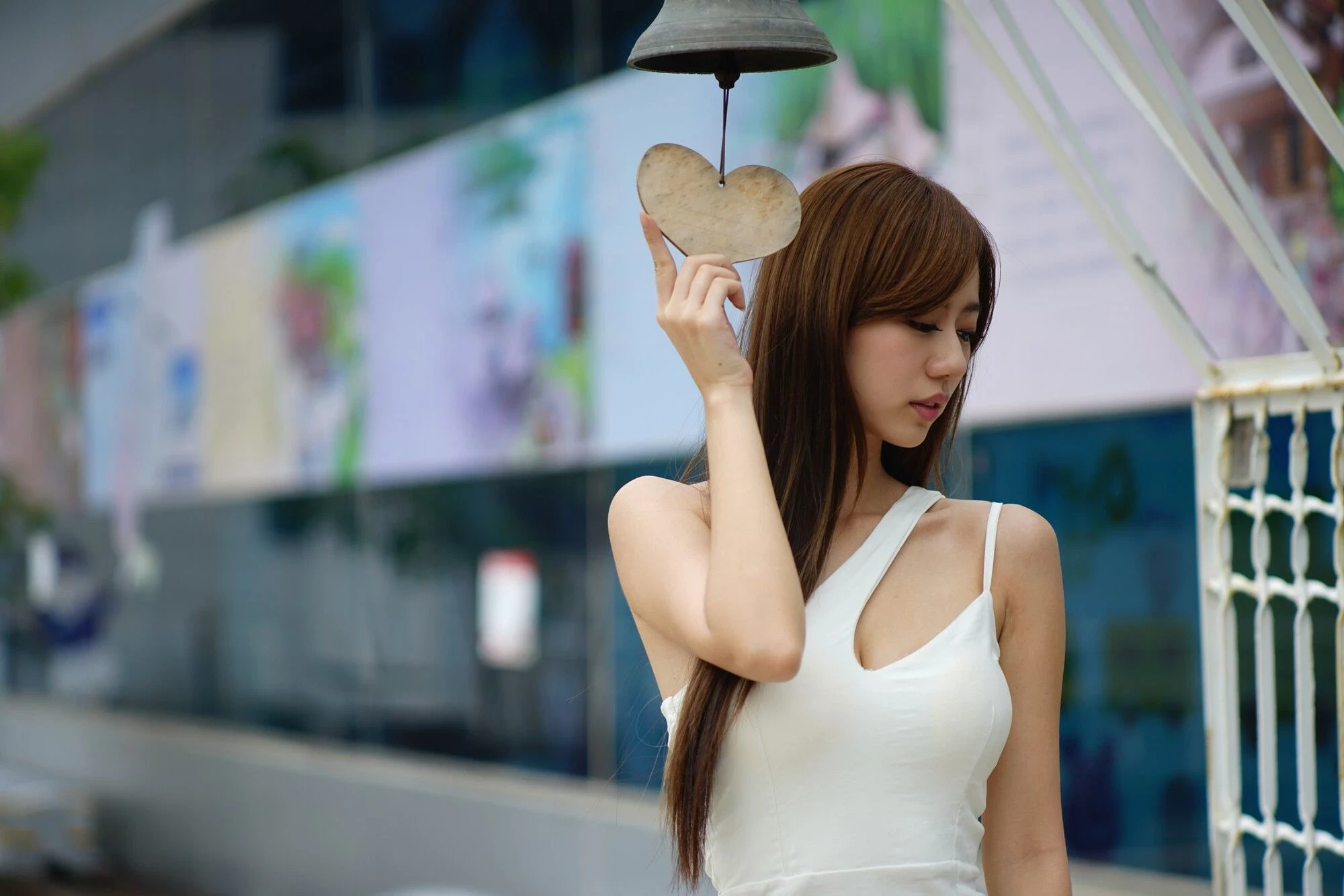 4407952.webp
