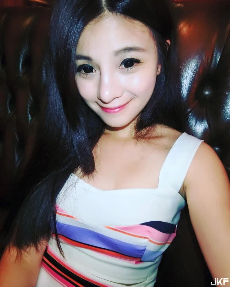16866624.webp