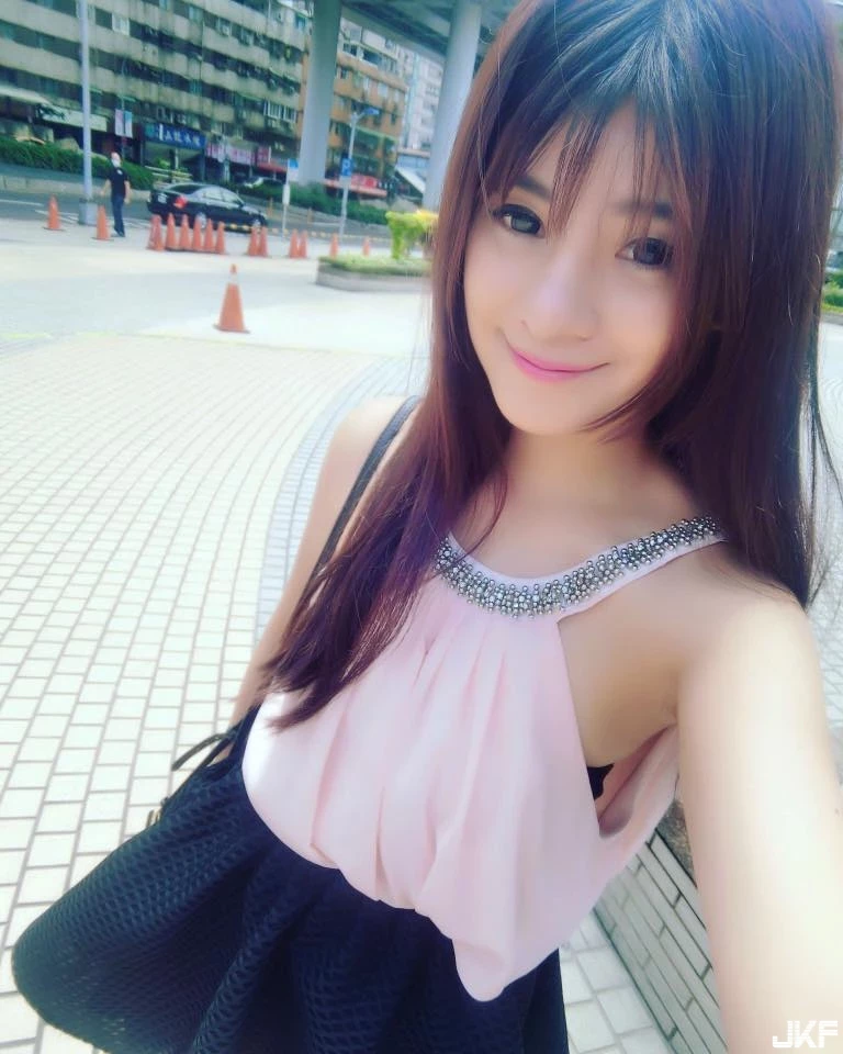 16866629.webp