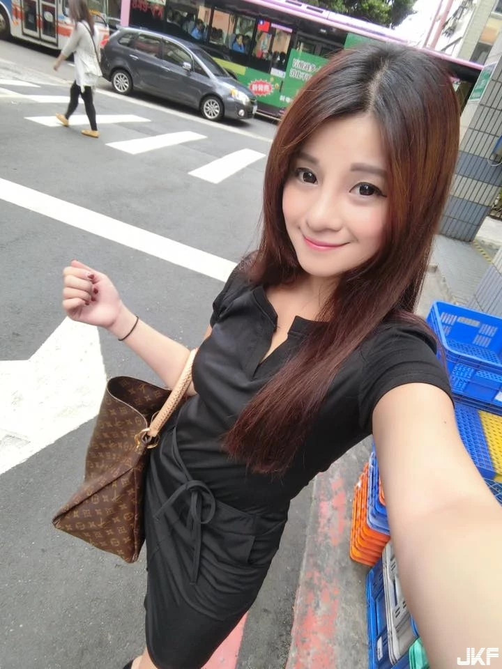 16866644.webp