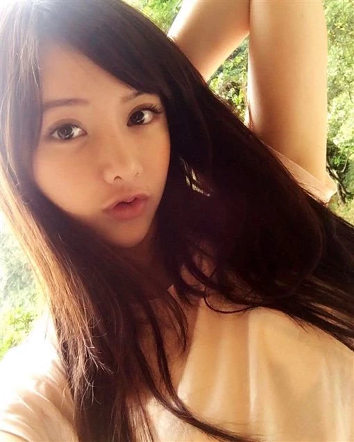 4918930.webp