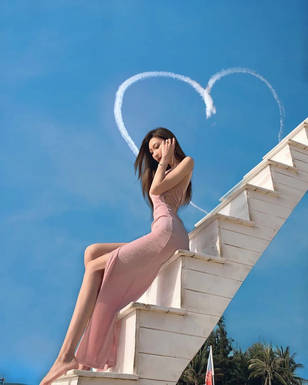 4103998.webp