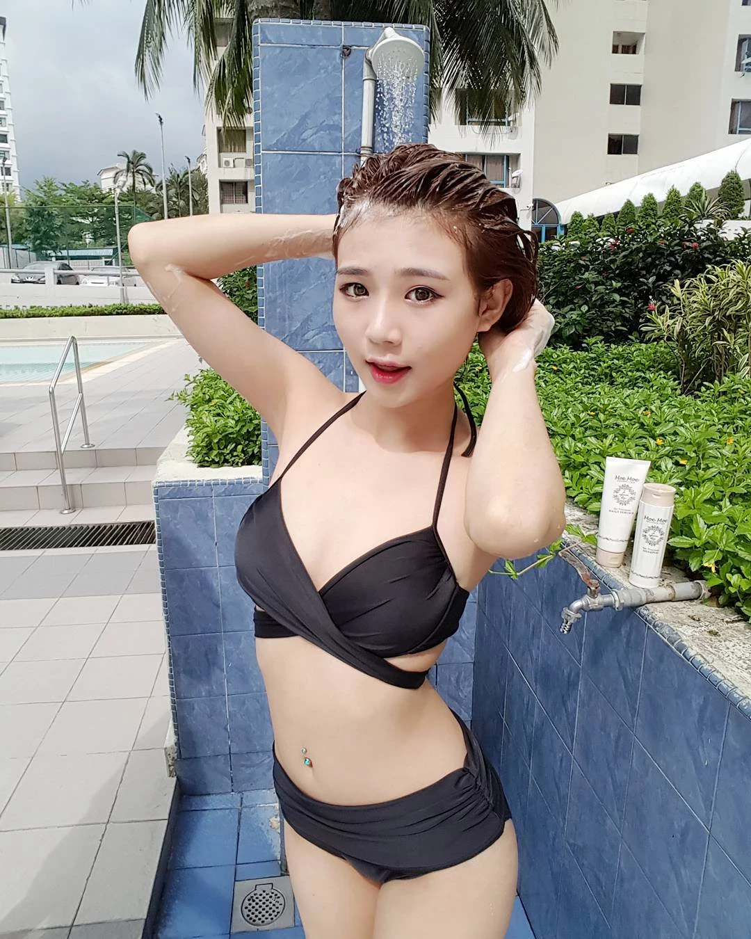4349074.webp
