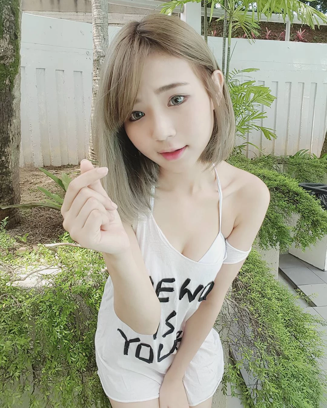 4349080.webp