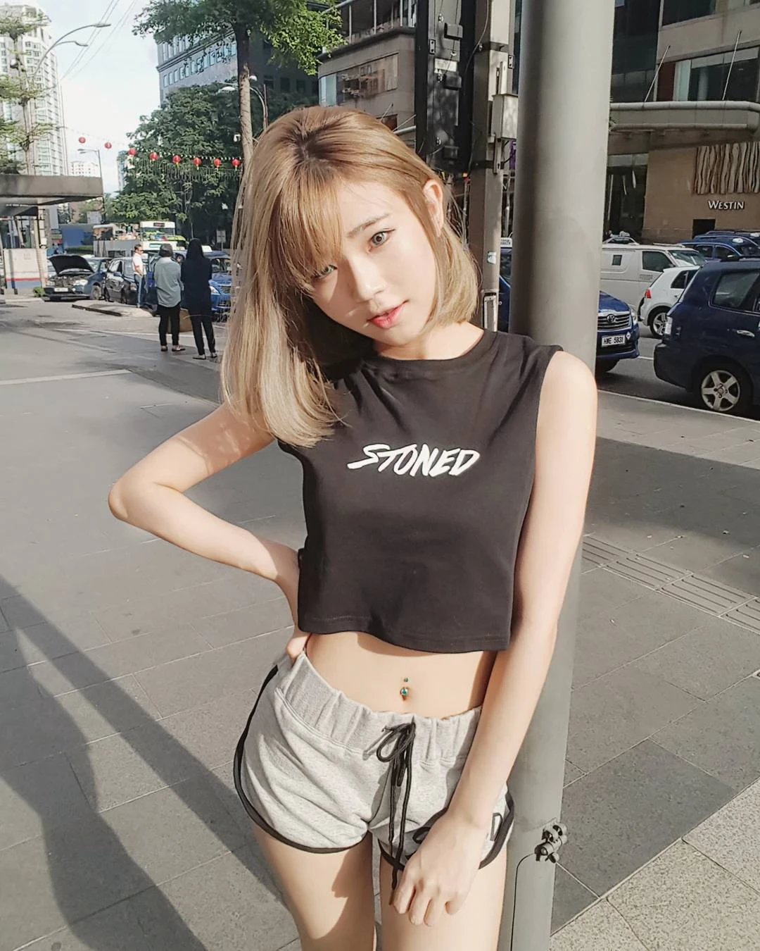 4349082.webp