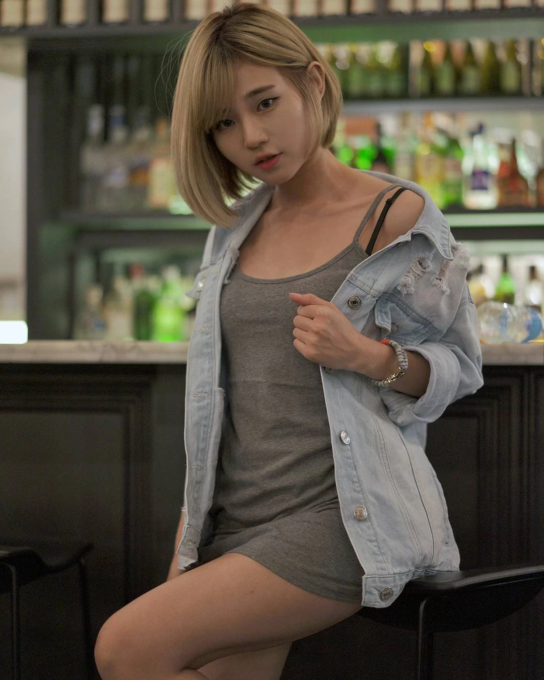 4349118.webp