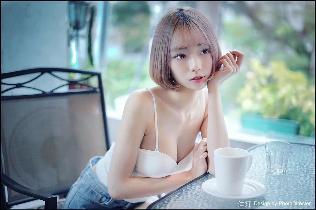 4450255.webp
