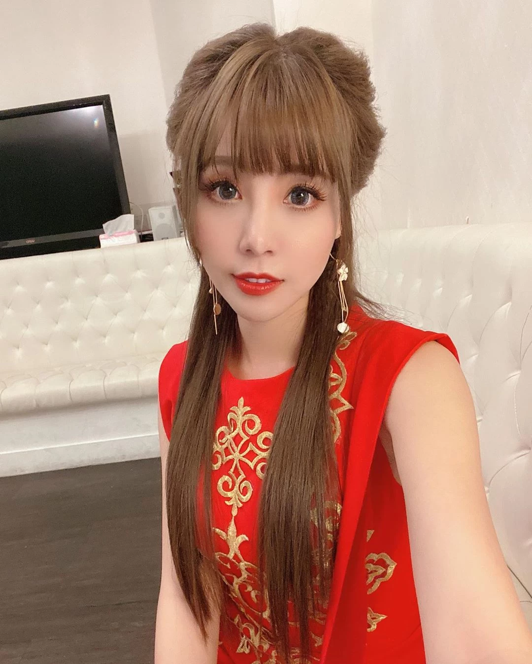 4103833.webp