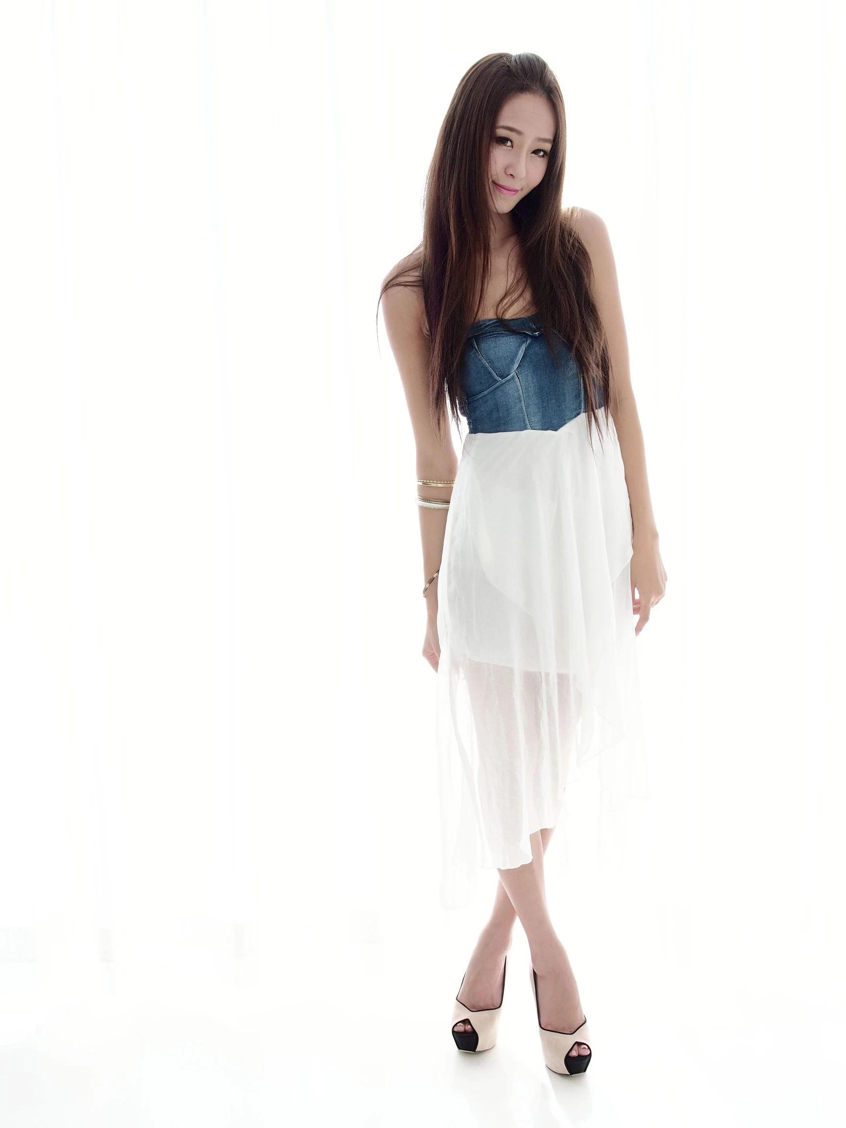 30767860.webp