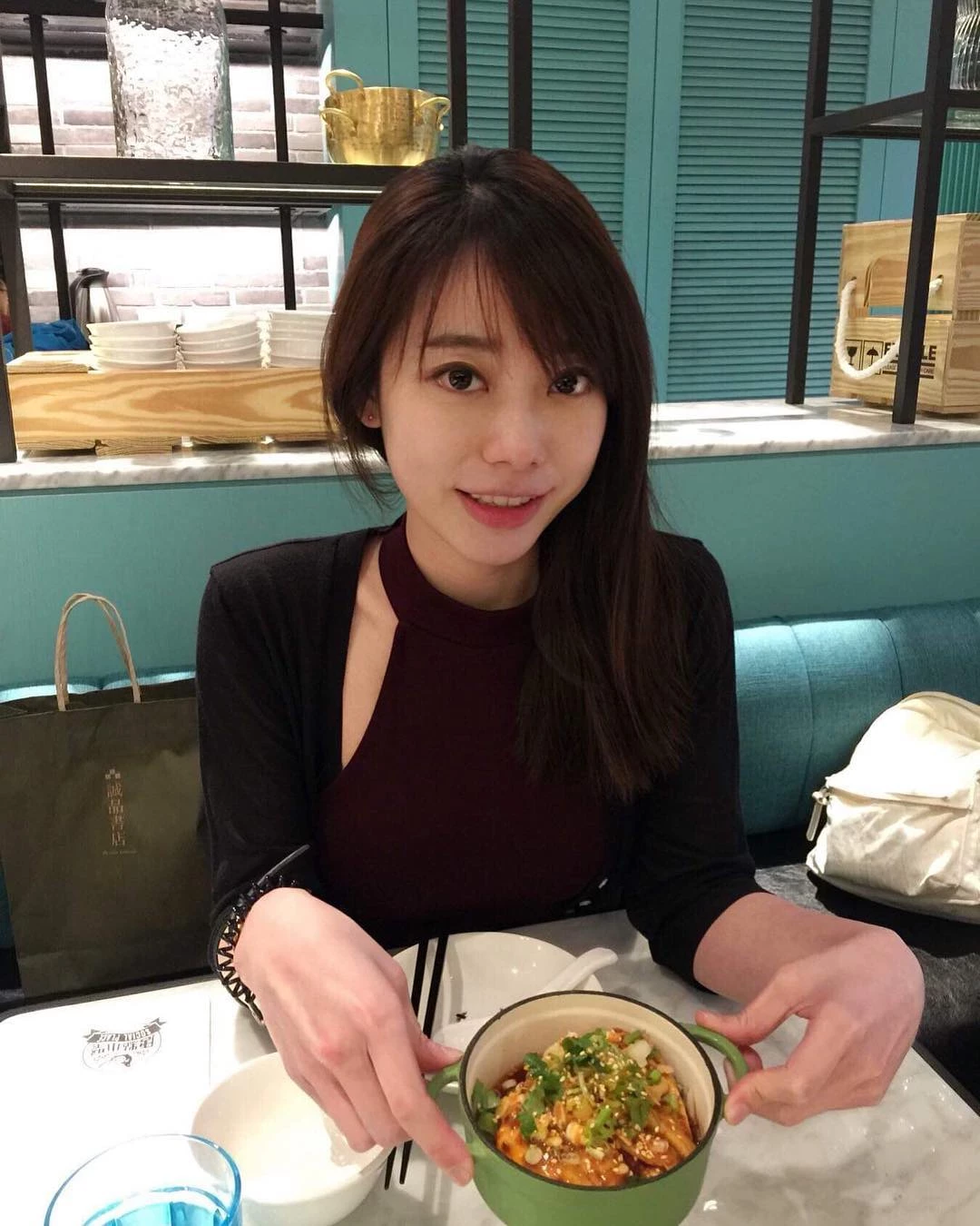 4103935.webp