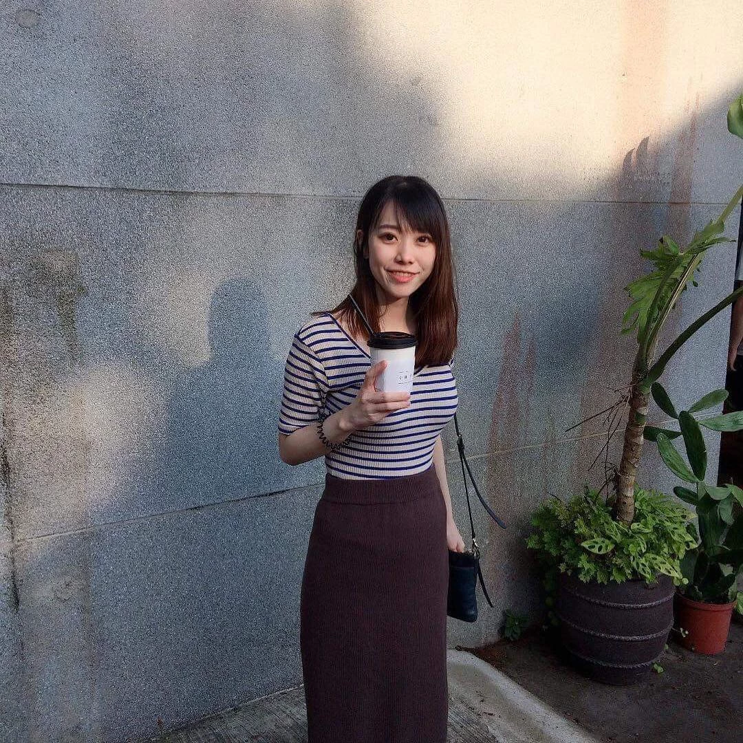 4103936.webp