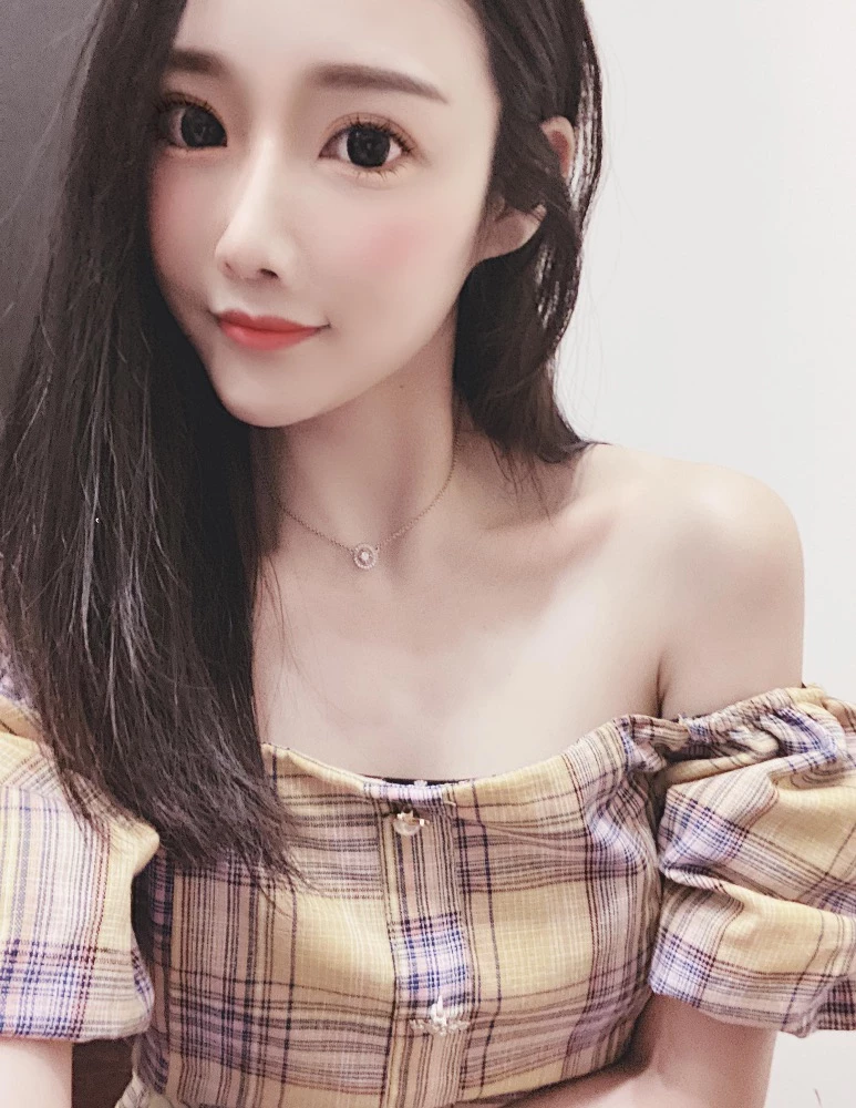 4103960.webp