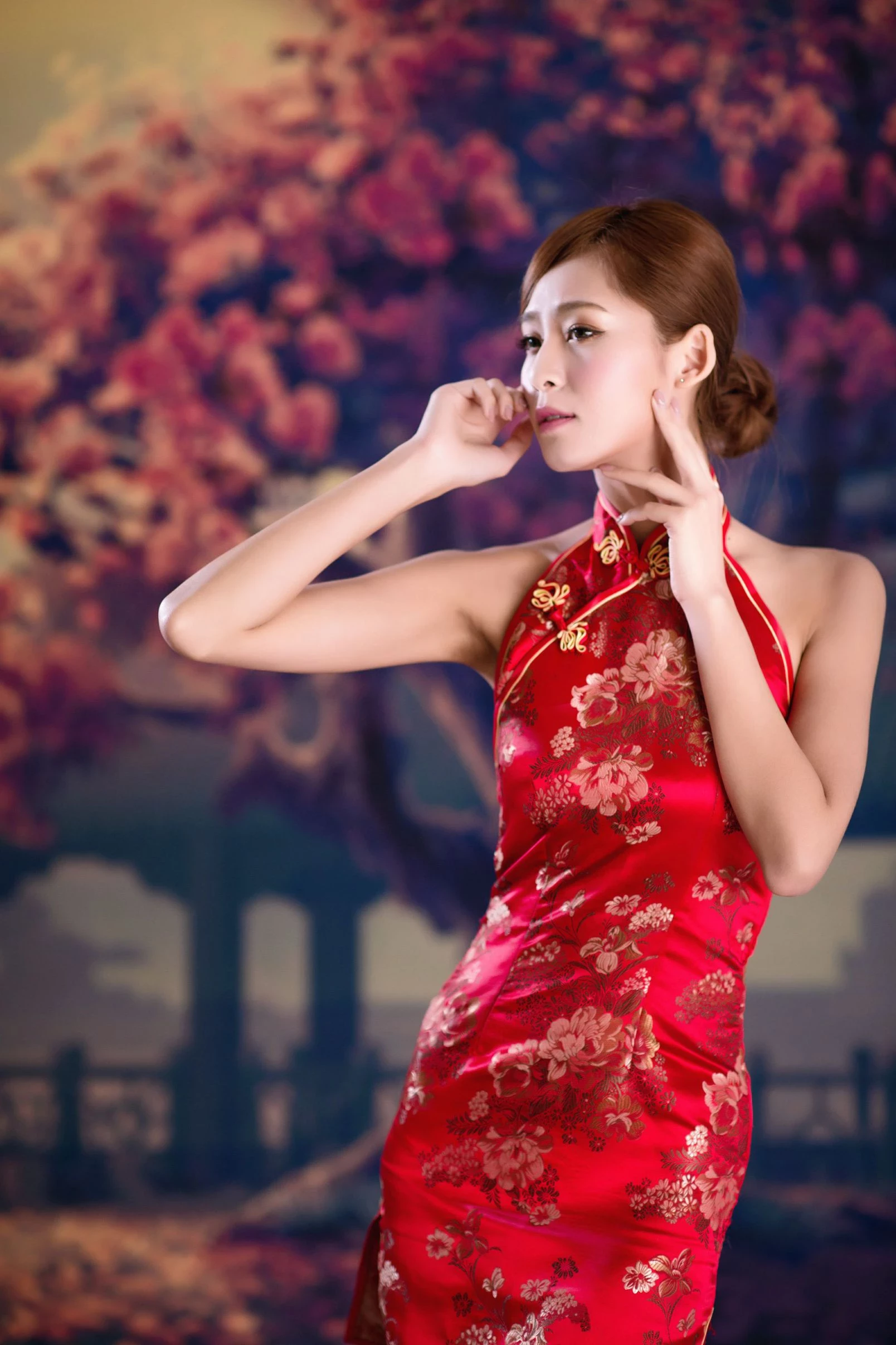 30740005.webp