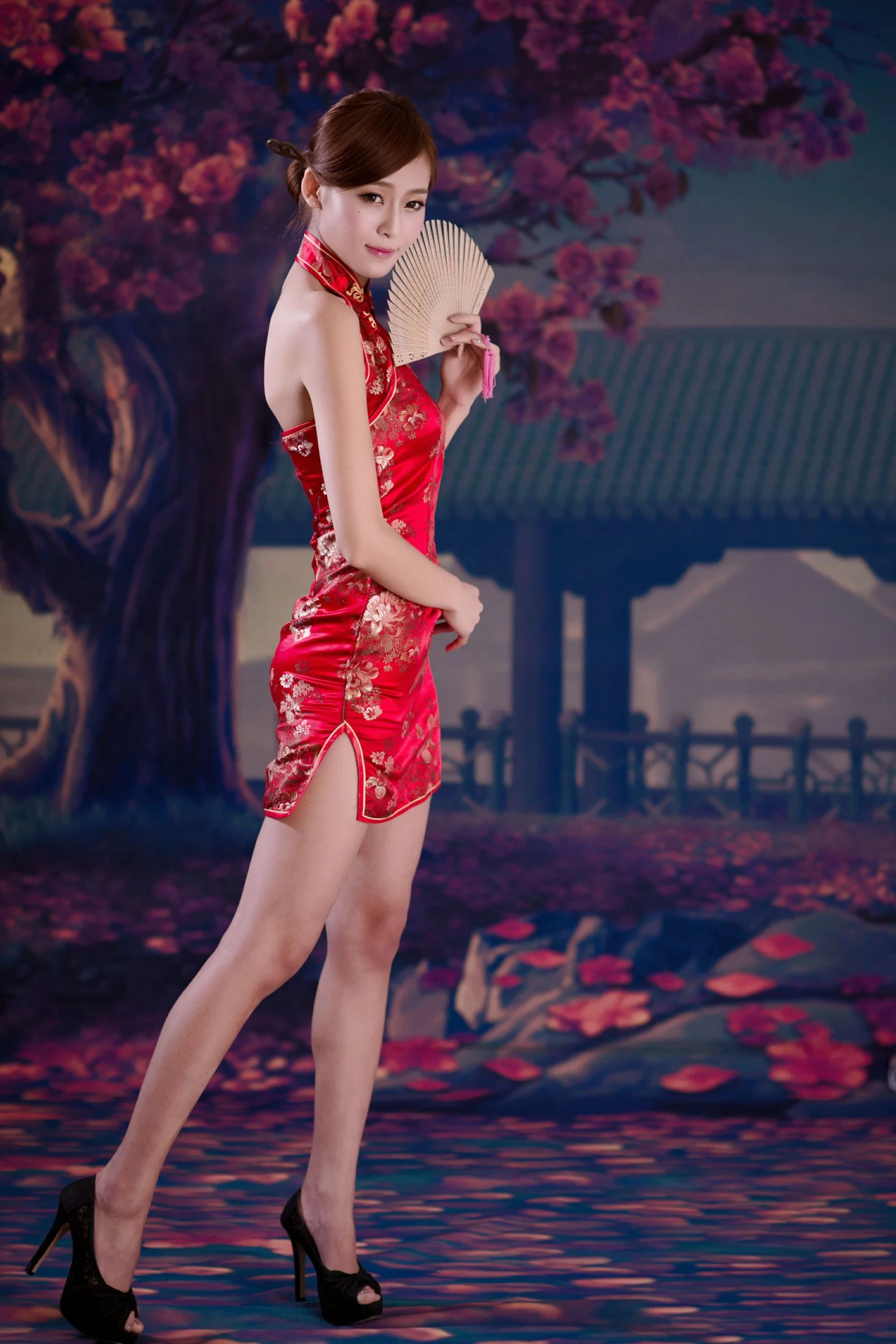 30740019.webp