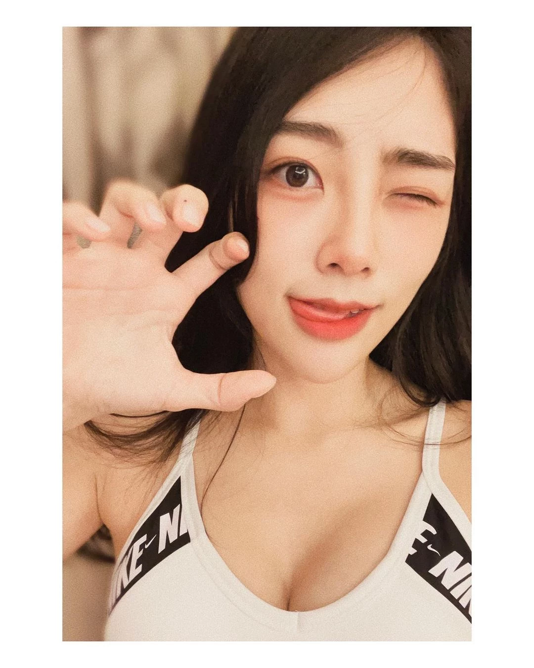 19598946.webp