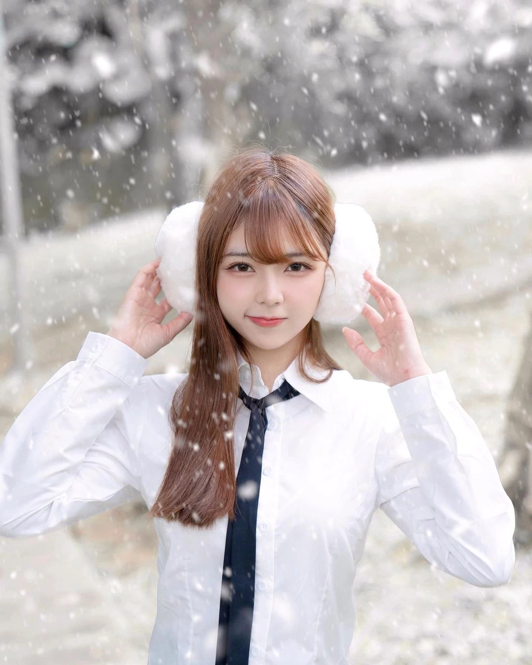 28151542.webp