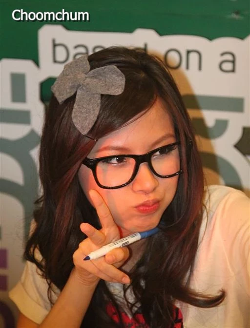 17828120.webp