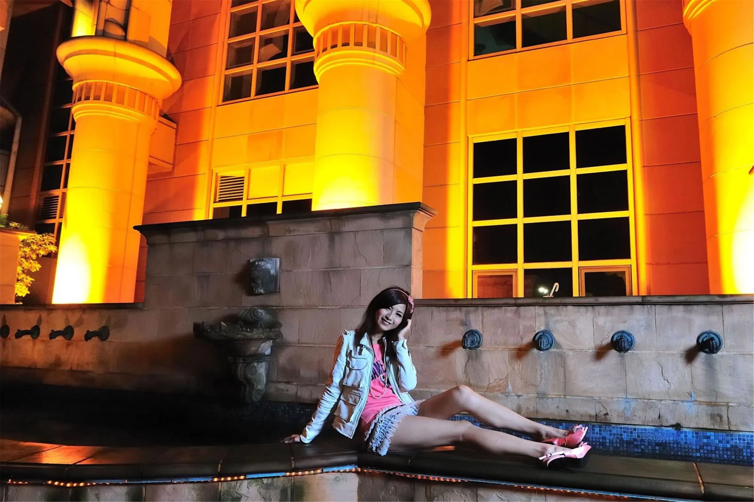 30740097.webp