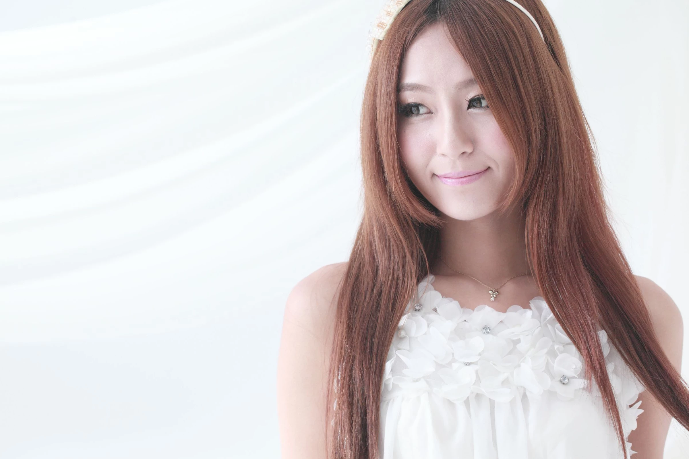 30740363.webp