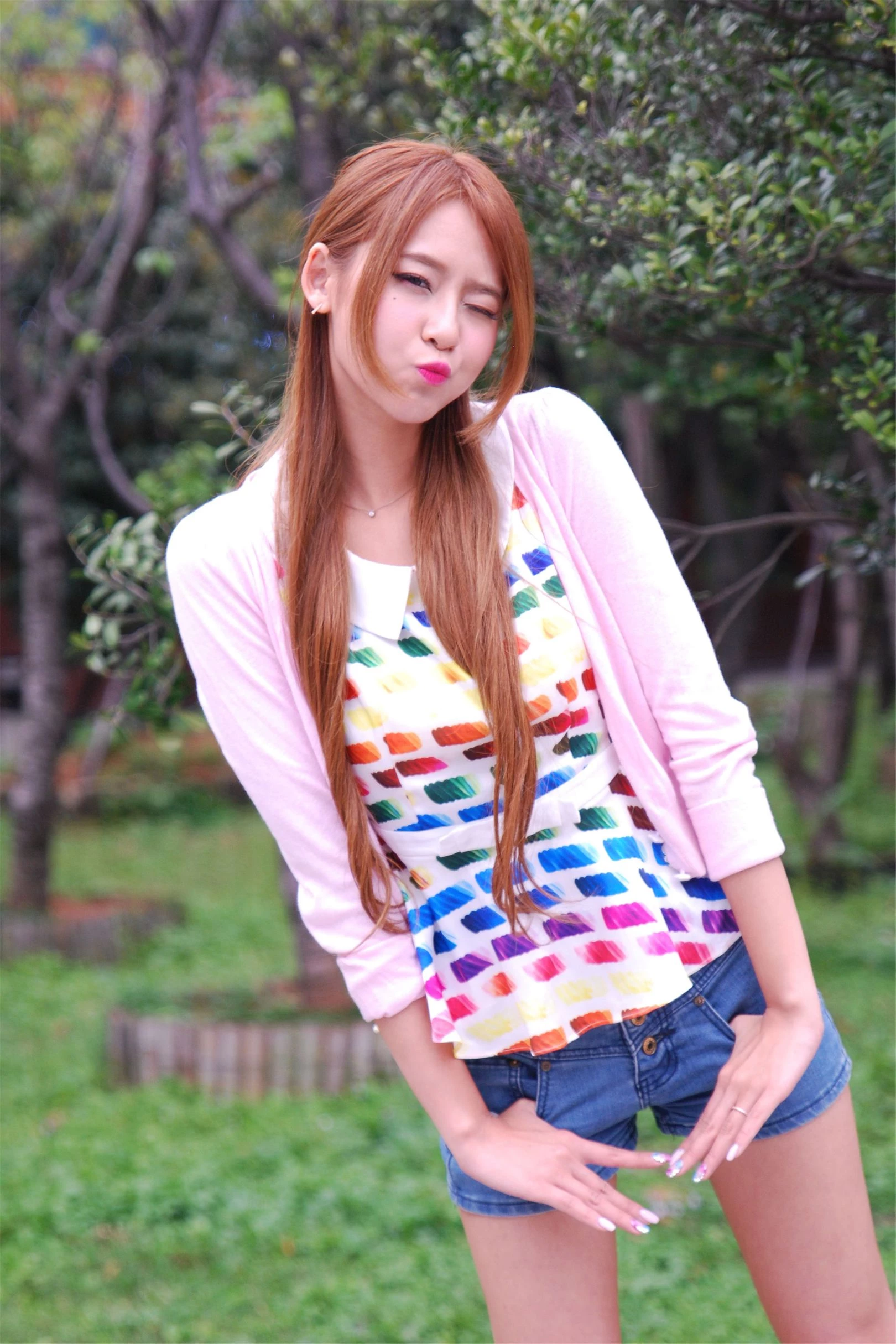 30754066.webp