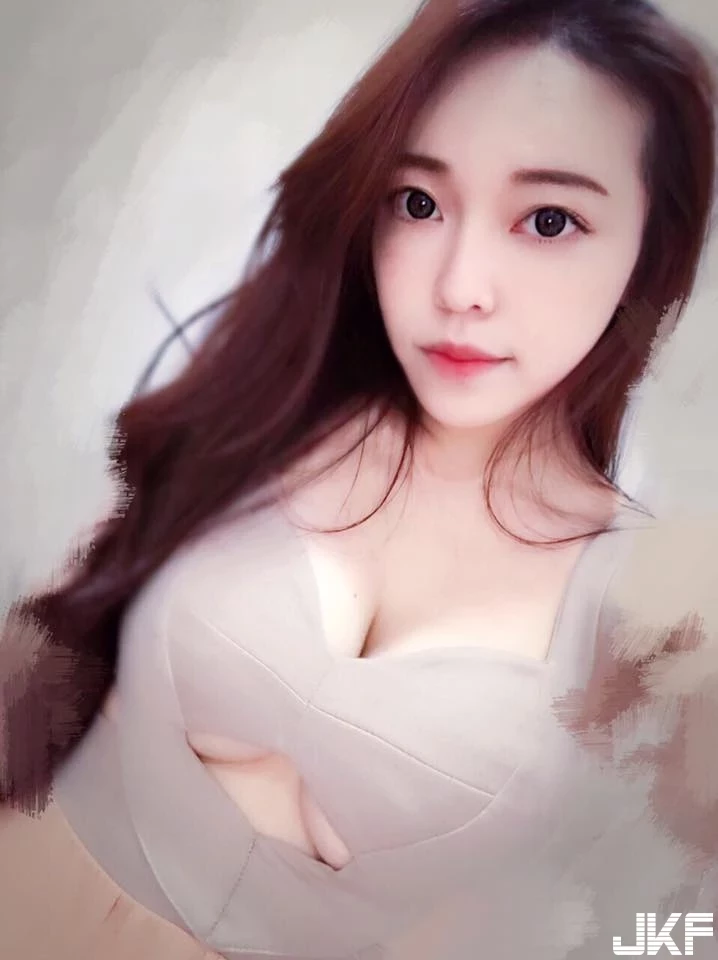 4880079.webp