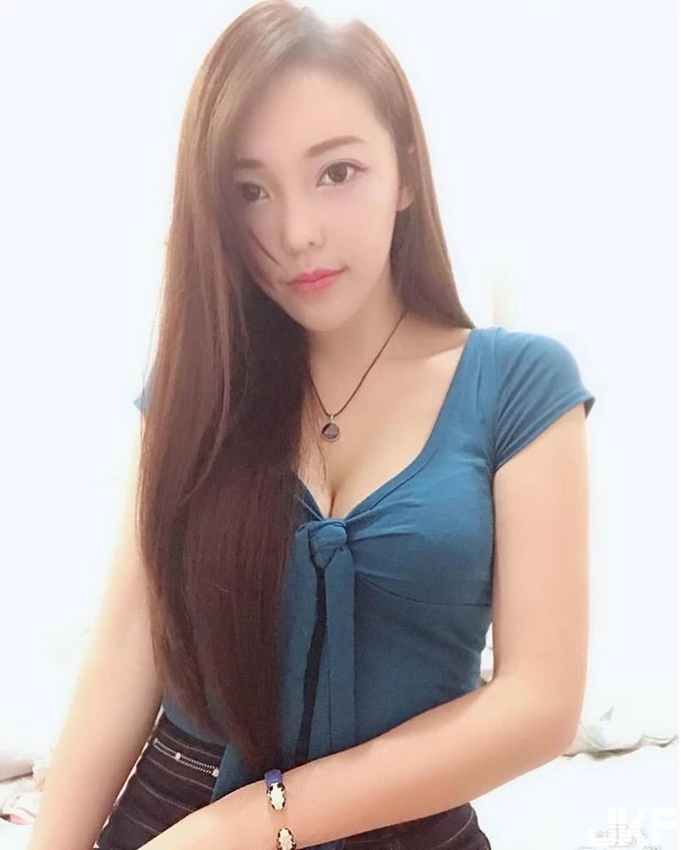 4880087.webp