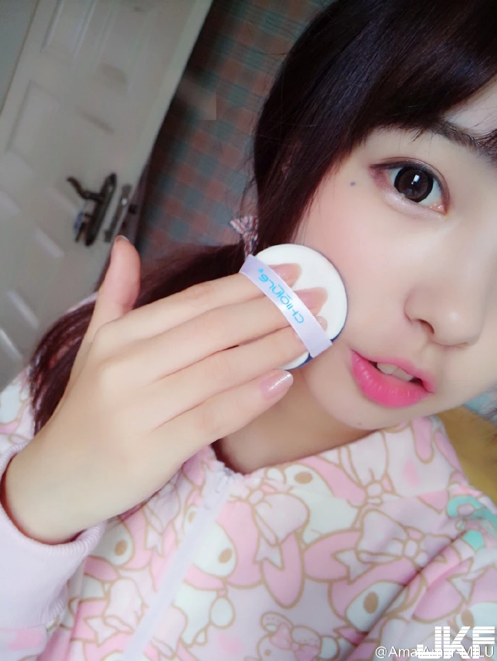 16819094.webp