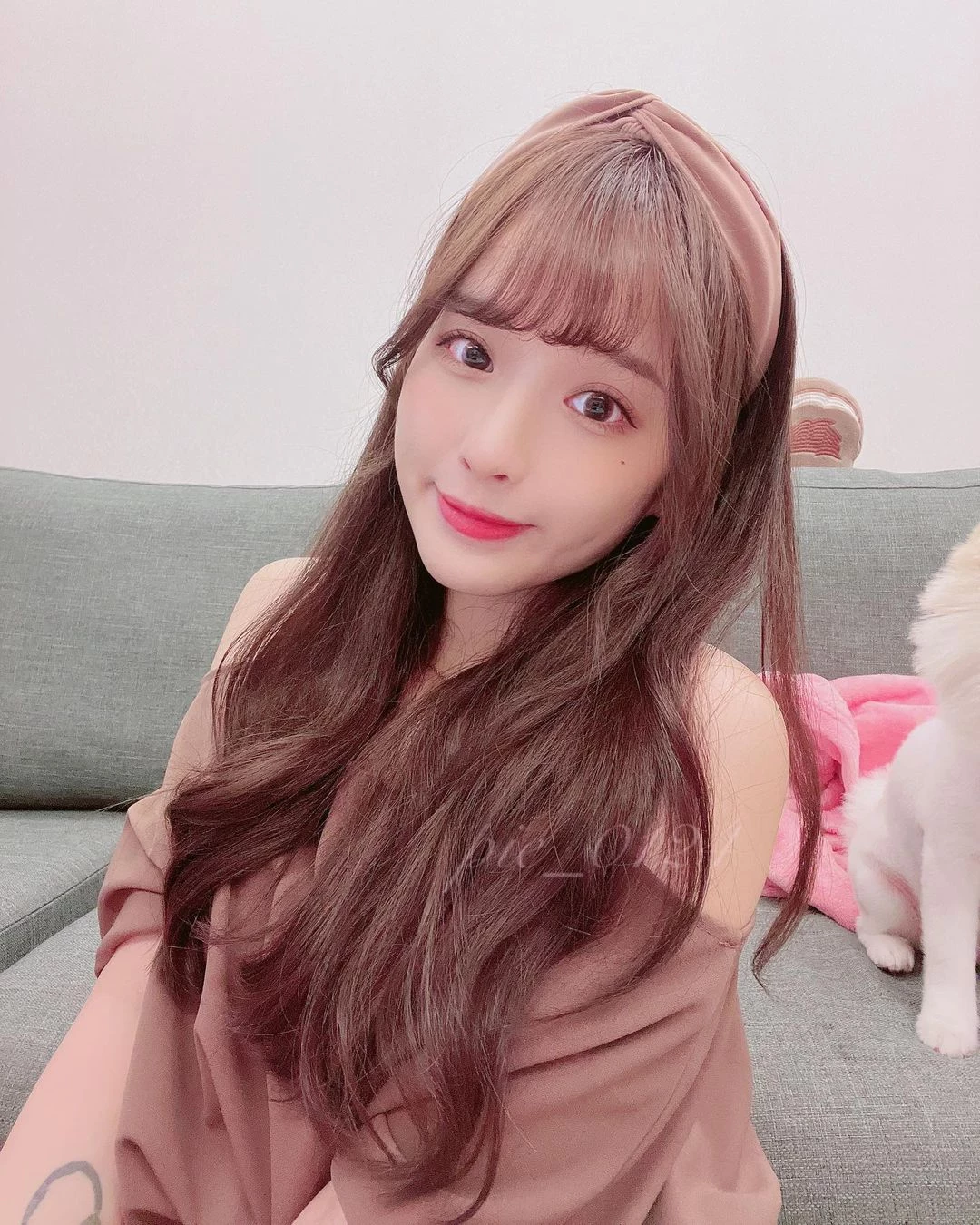 25041910.webp