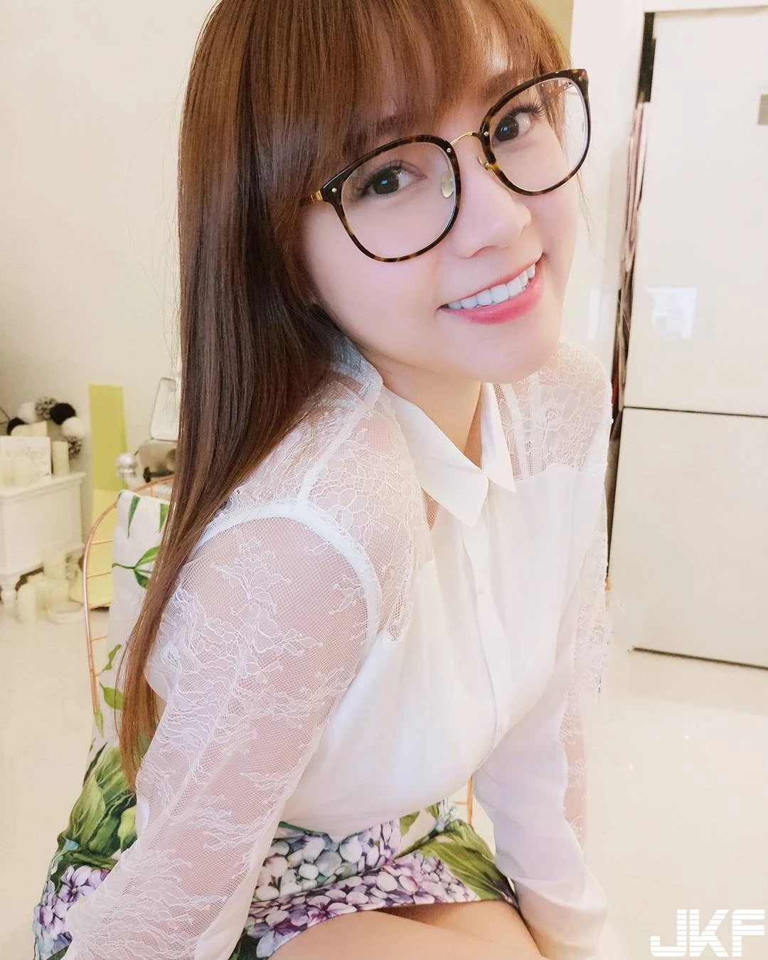 5043288.webp