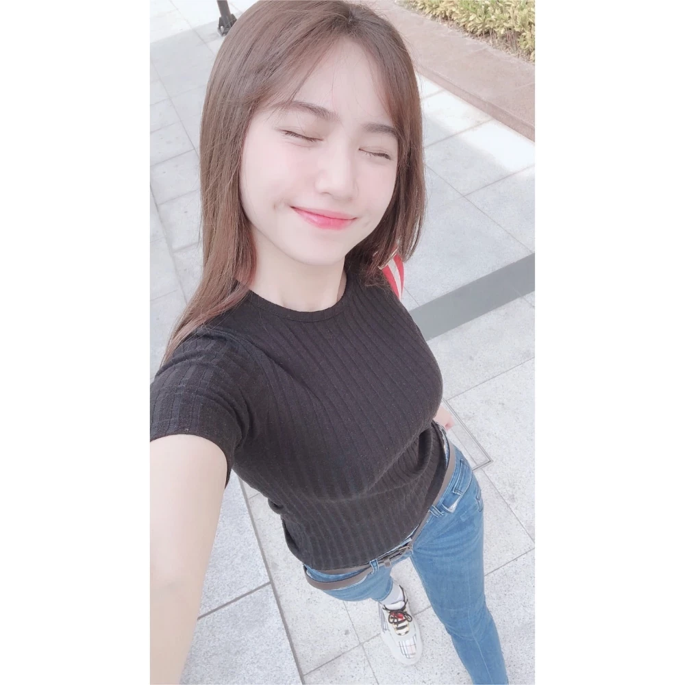 4323051.webp