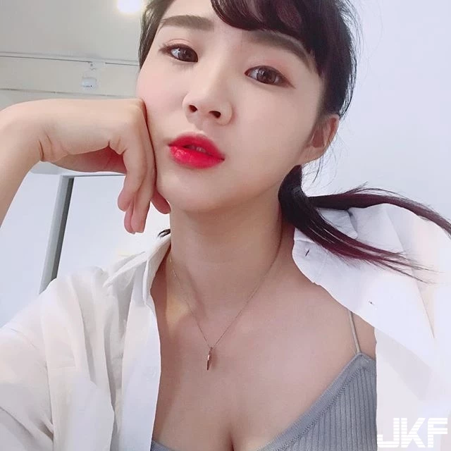 4998851.webp
