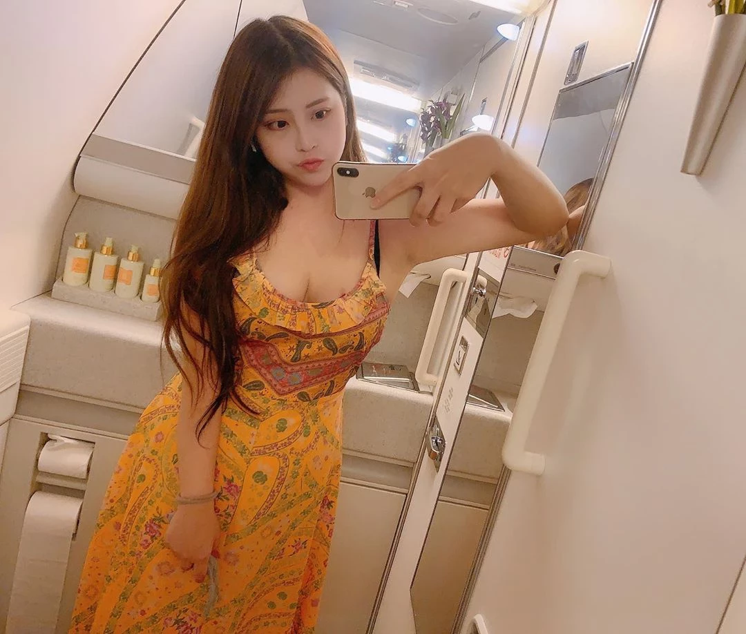 4150012.webp