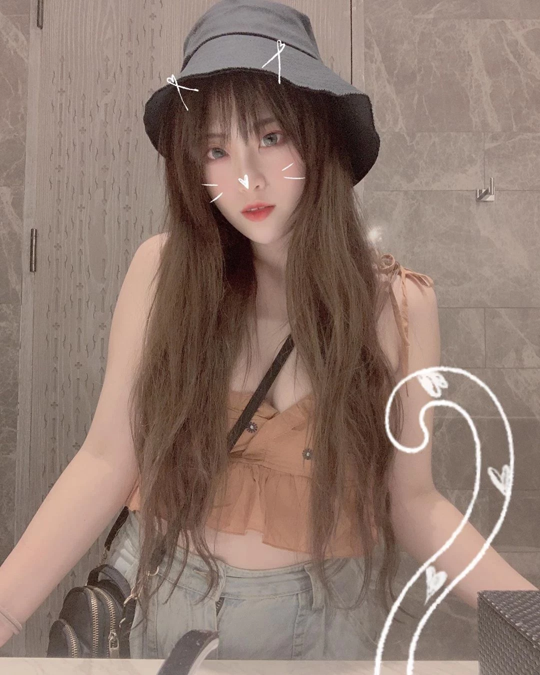 4150023.webp