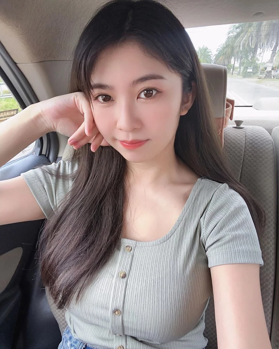 4107997.webp
