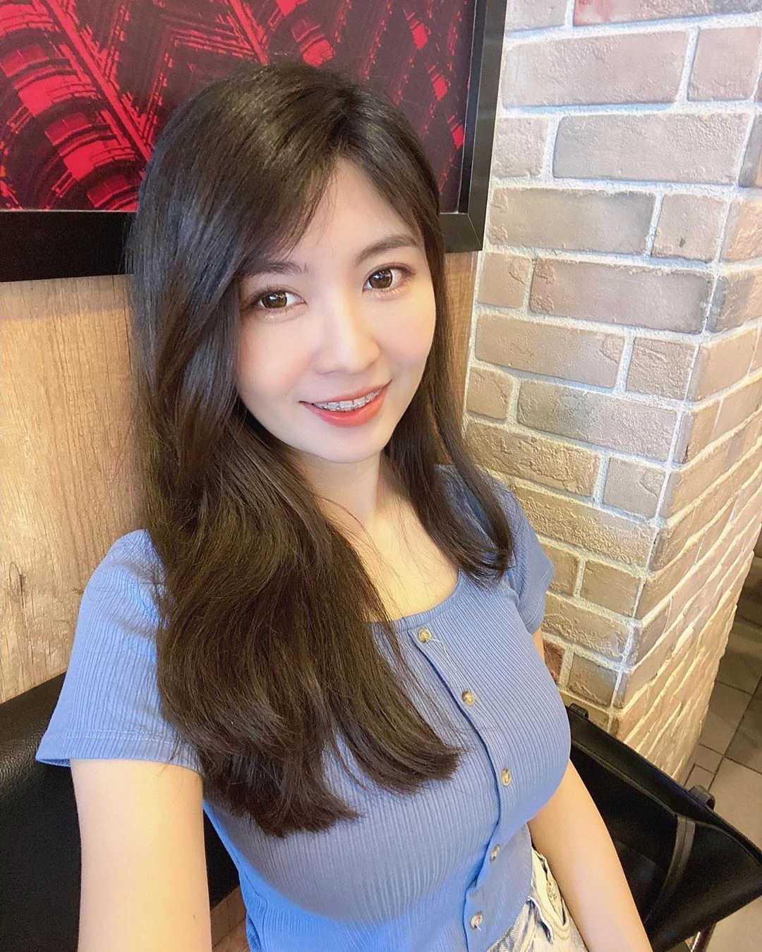 4107996.webp