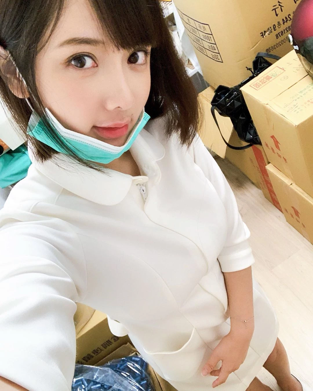 4108038.webp