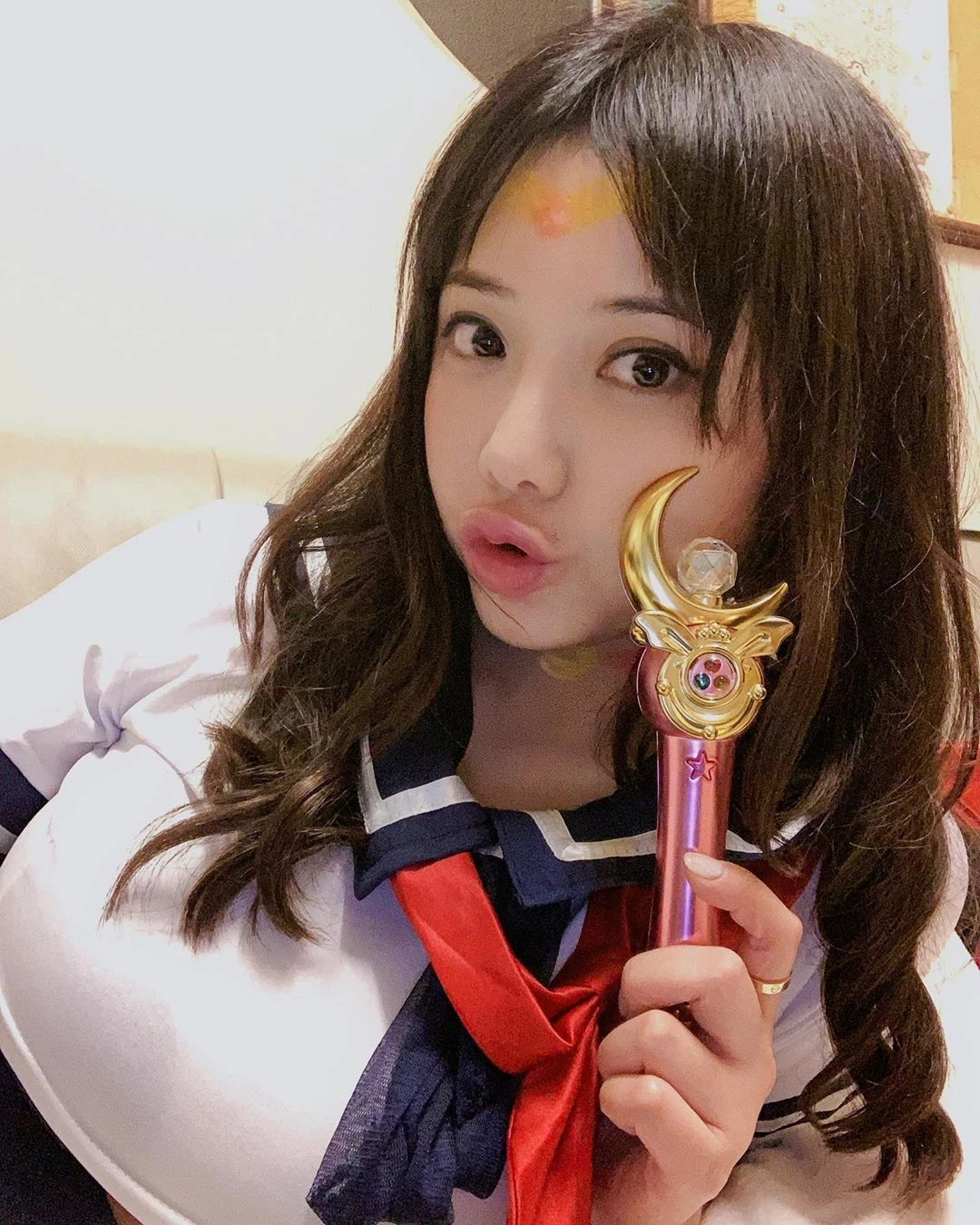 4108044.webp