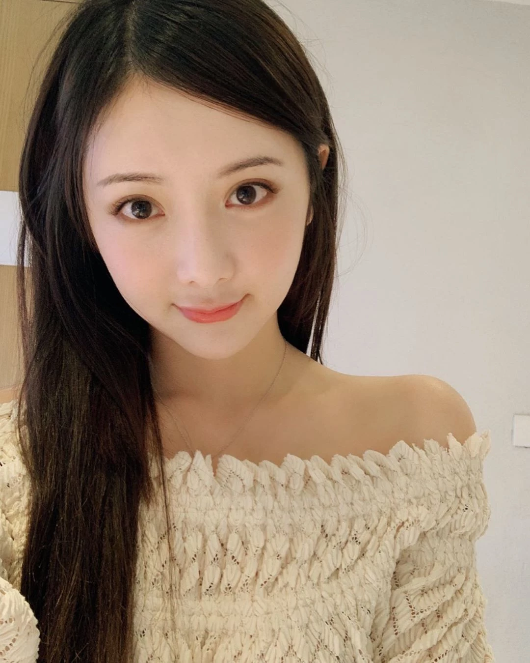 4108046.webp