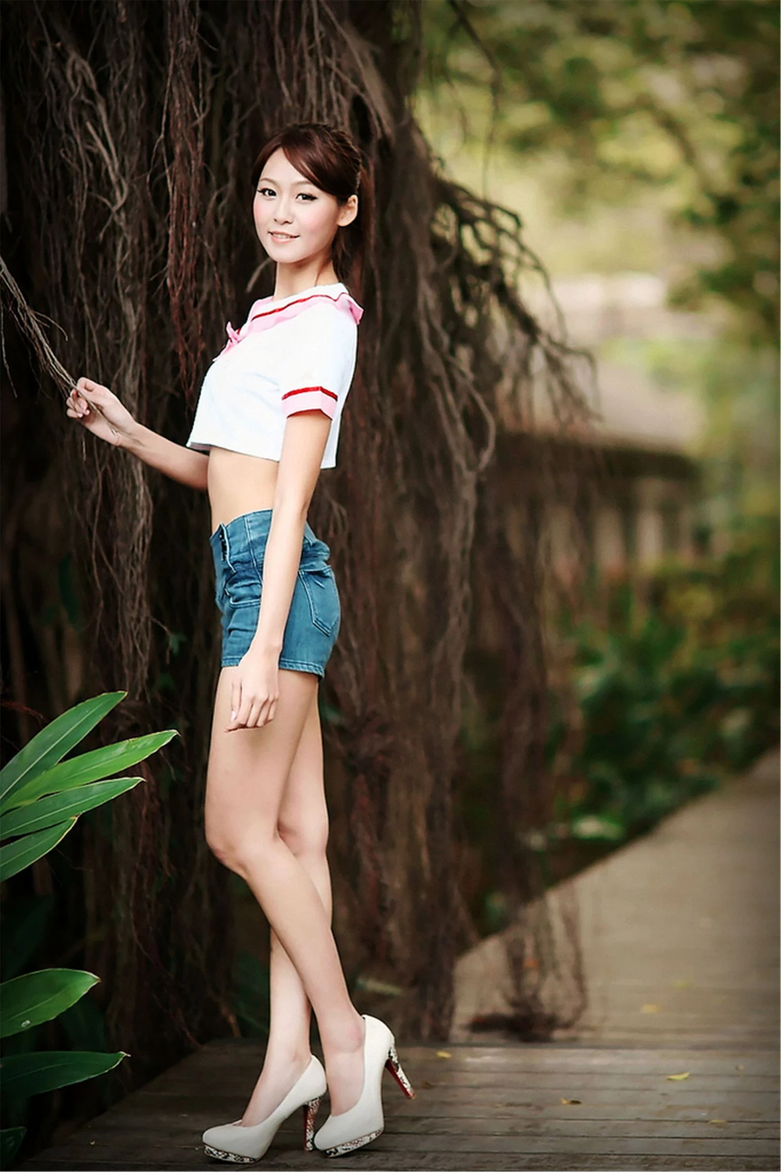 30740498.webp