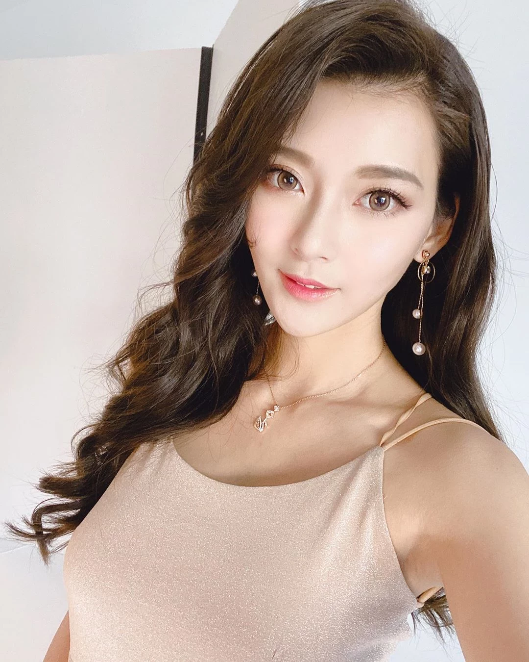 4107774.webp