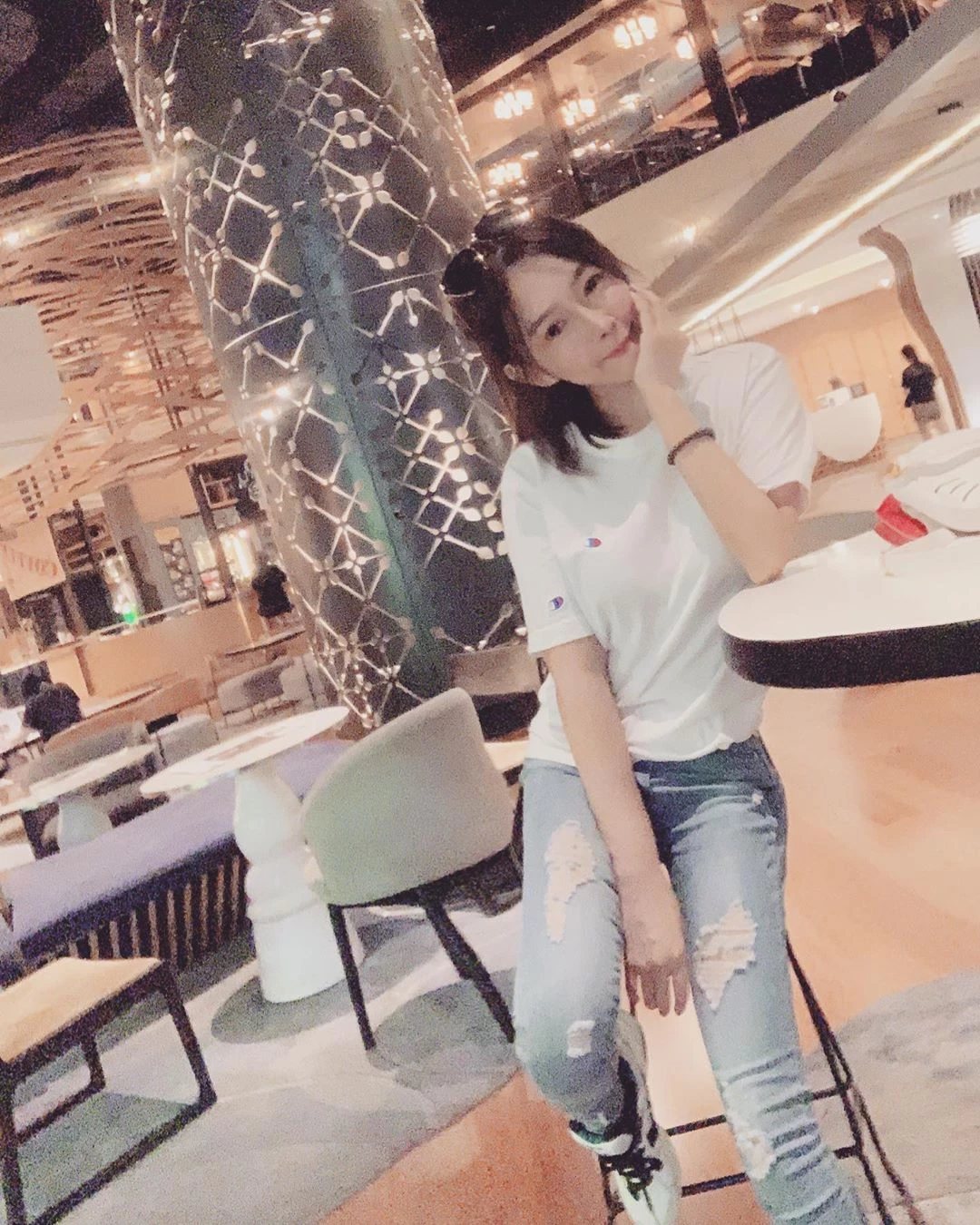 4107861.webp