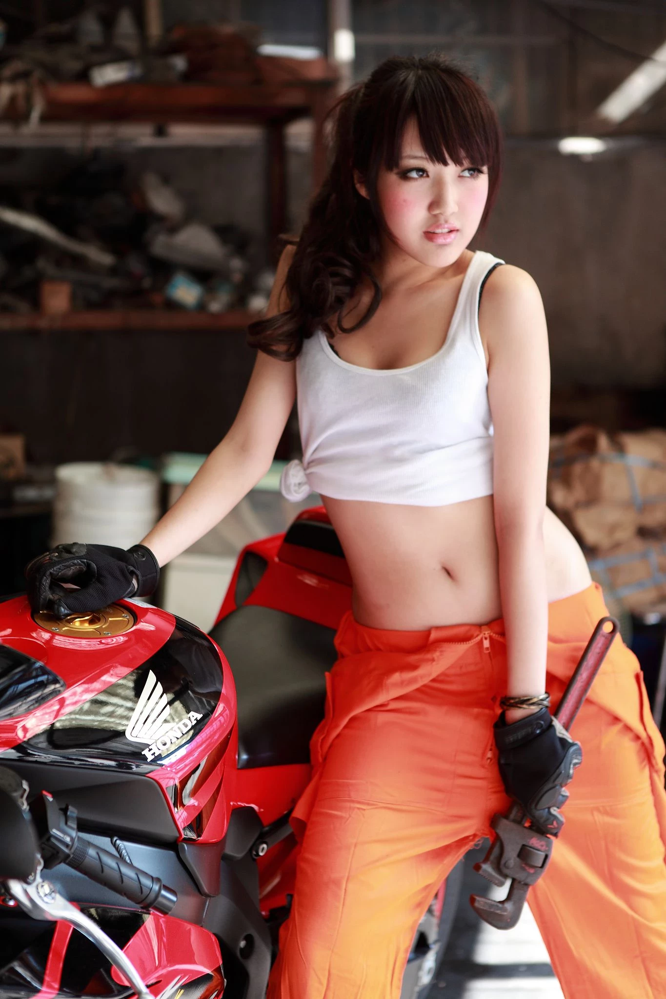30741149.webp