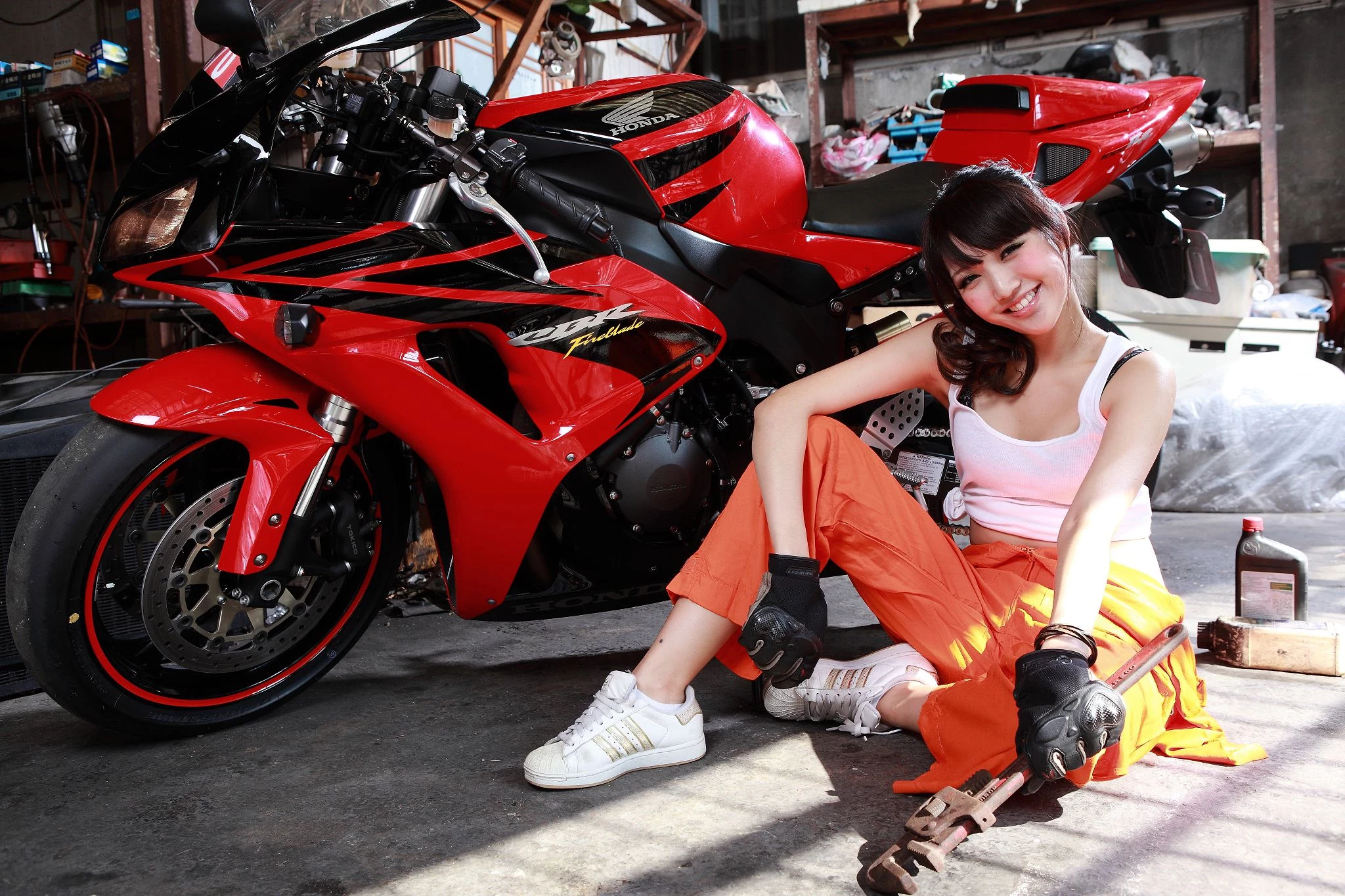 30741160.webp