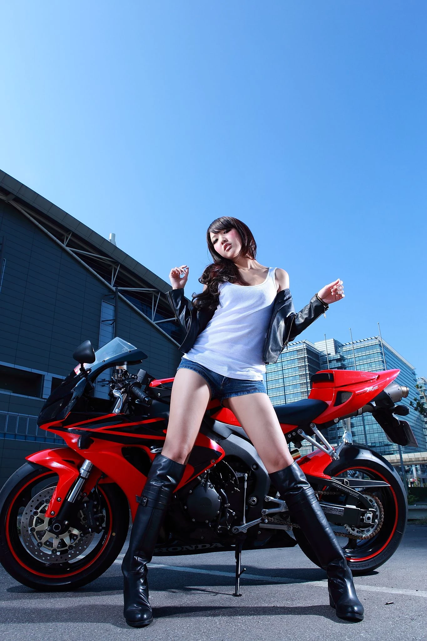 30741172.webp