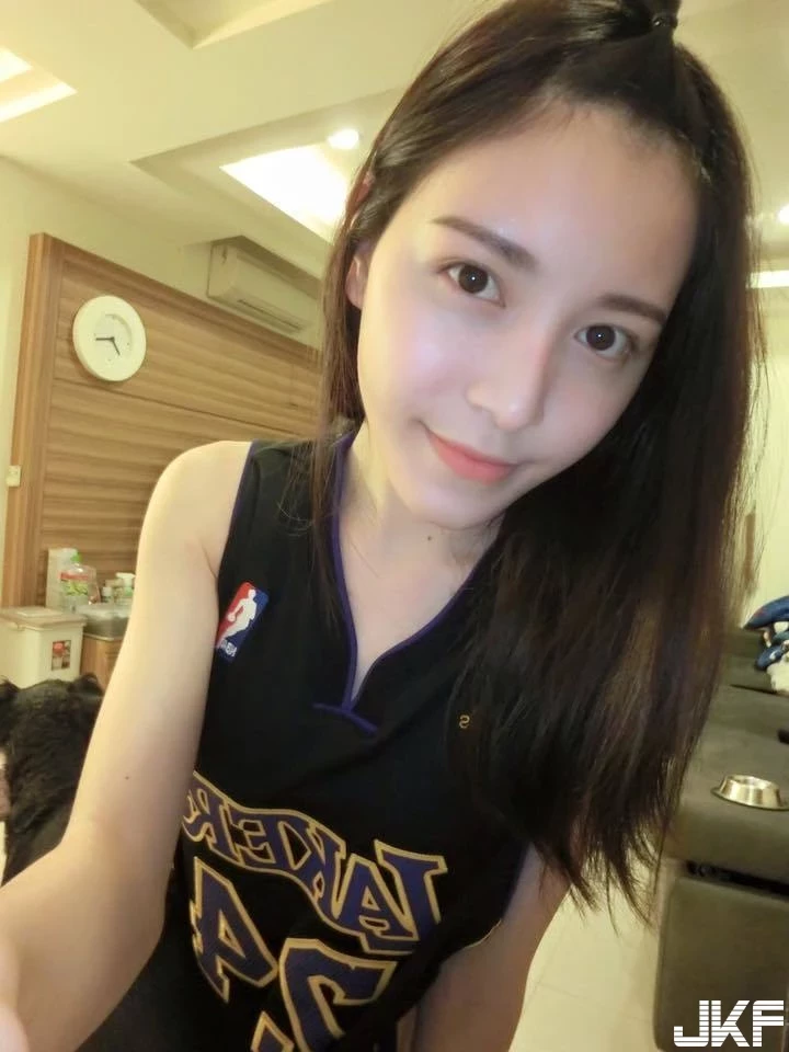 16830826.webp