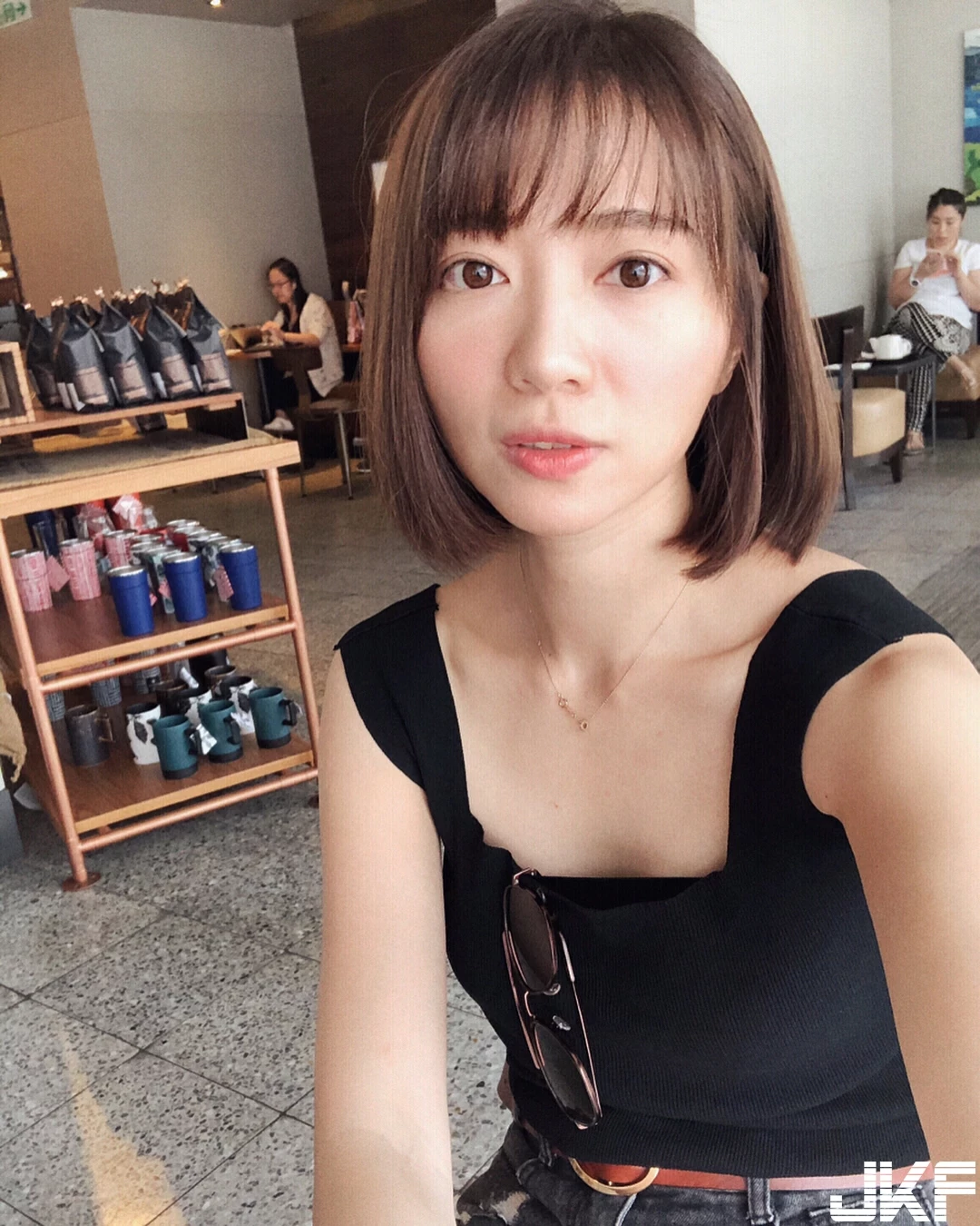 4787022.webp